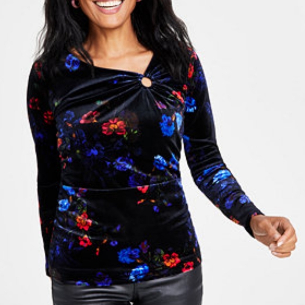 S I.N.C. International Concepts Black Floral Print Velvet Top